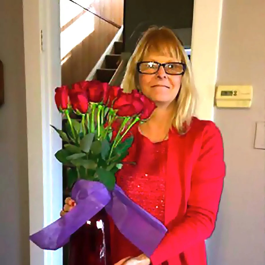 Much like CircleIt allows users to send gifts from beyond the grave, Tracy Cox received flowers from her husband Rich